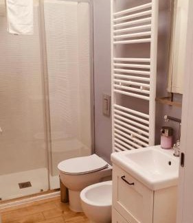 Citta Nuova-Barriera Nuova-San Vito-Citta Vecchia Apartment | Casanova Trieste Centrale