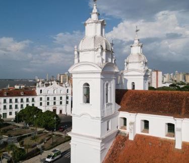Cidade Velha House | Casarão da Alê