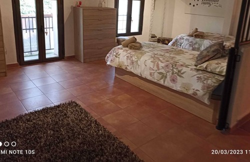 Jarandilla de la Vera Cottage | CASARURALVILLAMOLI SURROUNDED BY NATURAL PISACINAS, HORSE TRAILS, HIKING