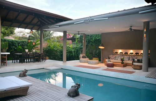 Playa Hermosa Cobano Villa | Casas de Agua -Villa Agua Clara- Designer house. Walking dist. to the beach.