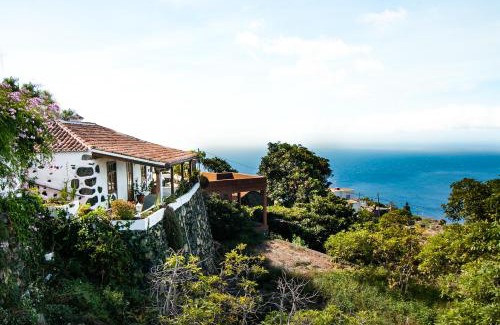 Los Quemados House | Casas los Alisios II