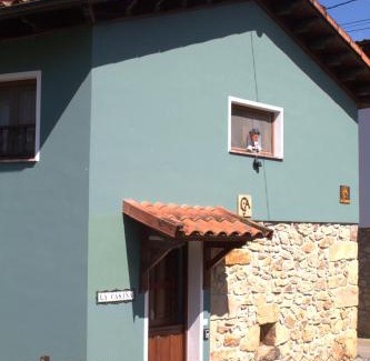Intriago House | CASAS RURALES La CASINA