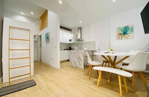 La Malagueta Apartment | CASASOL - Wabi - Málaga