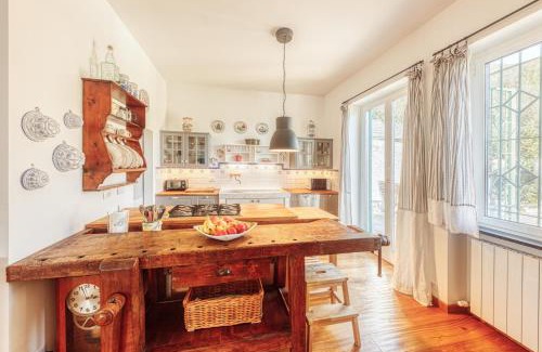 Pieve Ligure Apartment | CasaViva - Ampio Trilocale vista mare con piscina - Pieve Alta