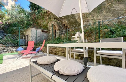 Rapallo Apartment | CasaViva - Lovely Trilo with patio in Rapallo