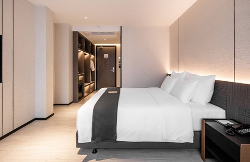 Khlong San Hotel | Cascade Hotel Bangkok