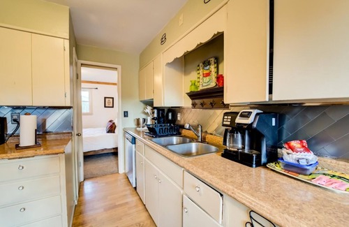 Cascade-Chipita Park Apartment | Cascade Mountain Stream