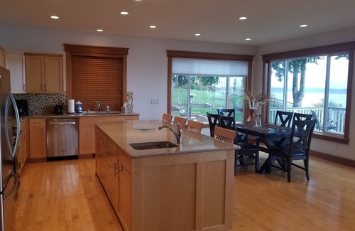 Langley House | Cascade View Haven by AvantStay | Saratoga Vistas