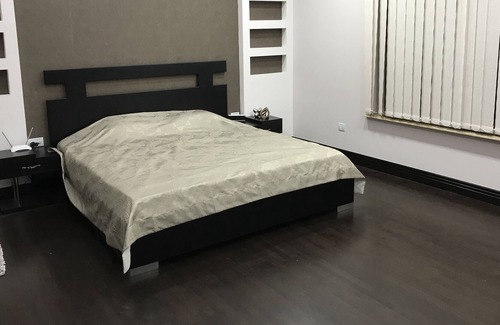 Kentron Villa | Cascade villa alongside to the famous steps...Location..Location..Location