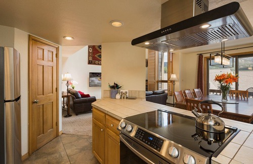 Purgatory Condo | Cascade Village Condo - Awesome Views - Heated Pool