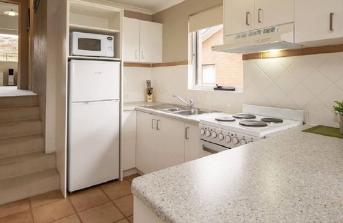 Jindabyne Apartment | Cascades - 18/3 Kurrajong Street