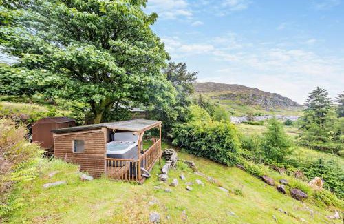 Rhiwbryfdir House | Cascades Cottage