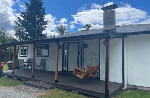 Randle House | Cascadia Basecamp