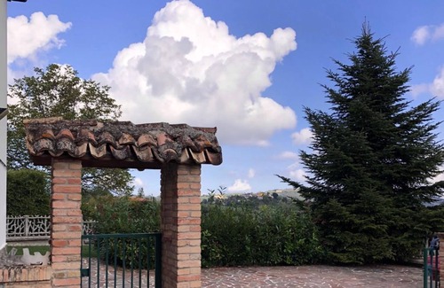 Isola del Gran Sasso dʼItalia House | CASCINA IN THE ABRUZZESE COUNTRYSIDE
