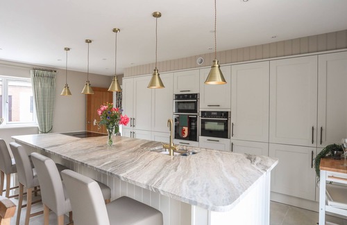 Saint Asaph House | CASCON, family friendly, luxury holiday cottage in St Asaph
