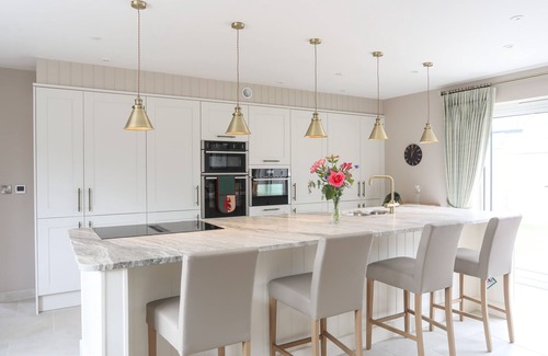 Saint Asaph House | CASCON, family friendly, luxury holiday cottage in St Asaph