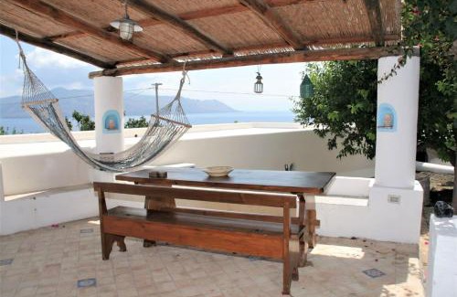 Santa Marina Salina House | Case Mare - terrazzi panoramici e ampio giardino