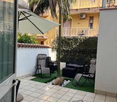 Fondachello House | Case vacanza Donatella