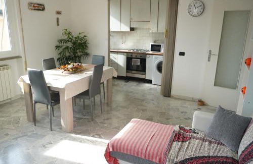 Albisola Superiore Apartment | Casetta al mare