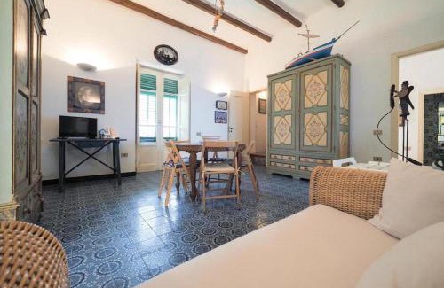 Porticello Apartment | Casetta Bianca Sant'Elia