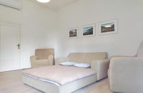 Colbordolo Apartment | Casetta in collina 4