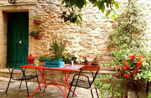 Casenuove Apartment | Casetta Nonna Augusta (Spello 9 km-Assisi 12 km)
