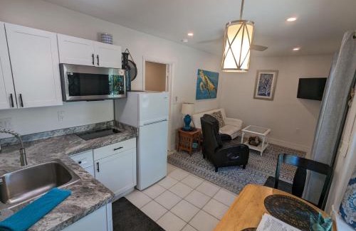 Nokomis Villa | Casey Key 1-Bedroom Courtyard Villa