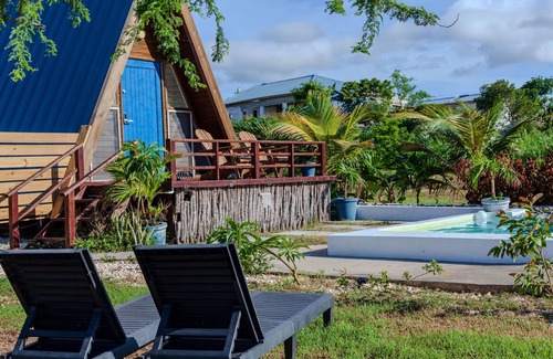 Treasure Beach Villa | Cashaw Cabin - Private Retreat with a Pool