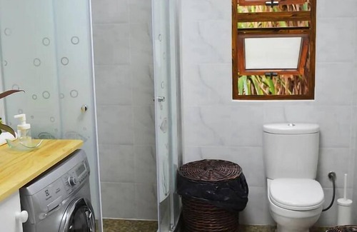 Mahe Island House | Cashew Nut Grove Chalets