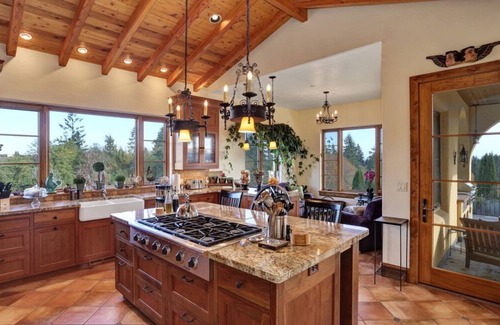 Forest Grove House | Casi Cielo Vineyard Estate, Willamette Valley, near Portland, Views & Hot Tub