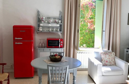 Bellegarde Apartment | Casinha de Campo na Casa de um Viticultor do Século Xviii