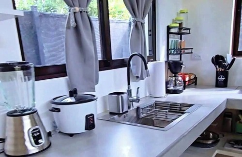 Puerto Viejo de Talamanca Apartment | Casita Kukula- Charming studio with WiFi and AC in Playa Negra, Puerto Viejo