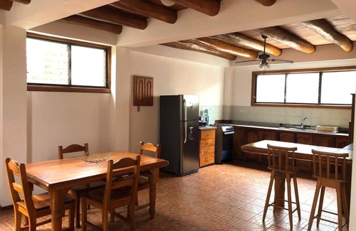 Puerto Ayora House | CASITA BARTOLOME - Charming 2-bedroom house in pleasant Puerto Ayora