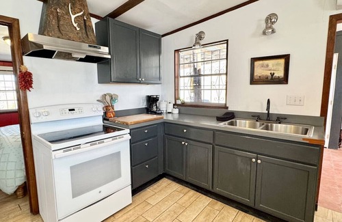 Big Bend National Park House | Casita Blanca - Centrally Located 3 Bedroom Home