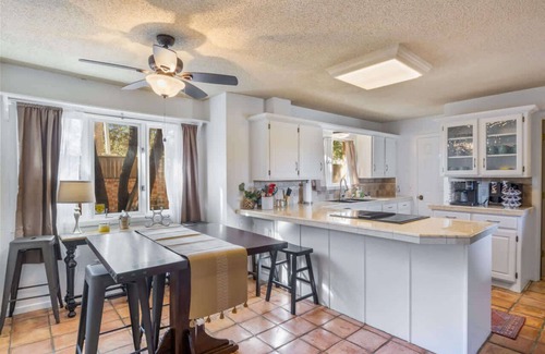 North by Northwest House | Casita Bonita - 3BR 2BA - Close to Everything