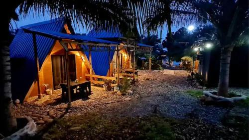 Real Cabin | Casita Caritativo beach house