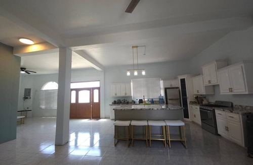 Corozal House | Casita Cocoa 3-bedroom house in delightful Corozal Town with AC