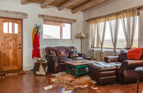 Arroyo Hondo House | Casita de Alfarero