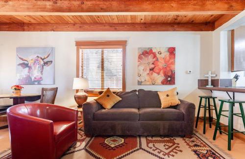 Tucson House | Casita del Sol Charming Private Studio cabin