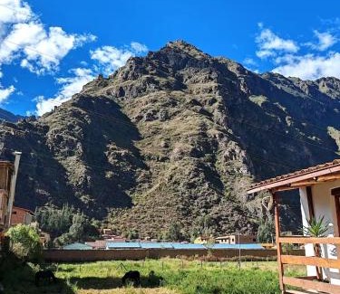 Ollantaytambo House | Casita en Ollantaytambo con vista a las montañas
