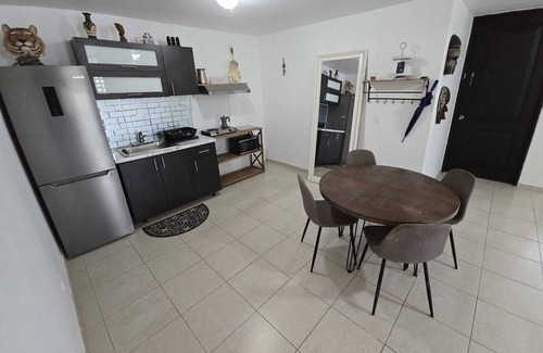 Caimito Apartment | Casita Encanto 2 bd 1 bth centric apt w/1 car garage 10 mins to airport/beaches