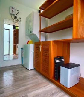 Savegre House | Casita Jungle Nest, 5 minutes drive to Playa Linda, 15 to Dominical, Wifi Starlink