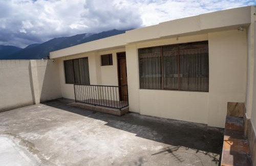 Banos de Agua Santa House | Casita Linda Baños