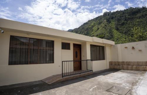 Banos de Agua Santa House | Casita Linda Baños