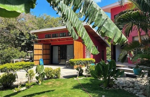 Playa Colorado House | Casita Nomad, walk to the beach