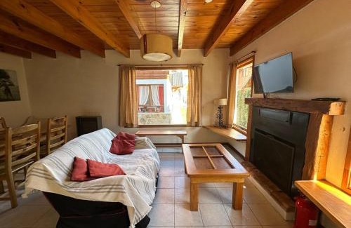 Lanin National Park Ski Chalet | Casita Roca - Pleno Centro