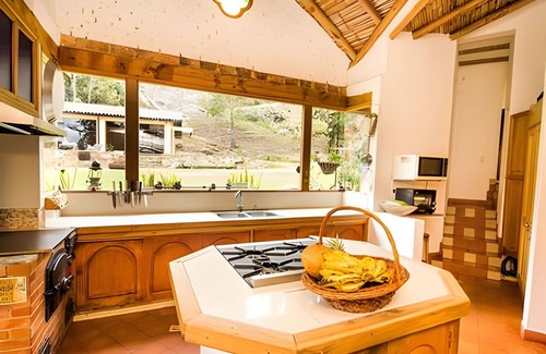 Ubate Ski Chalet | Casona Chalet La Peseta