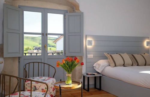 Galizano Hotel | Casona Las Cinco Calderas