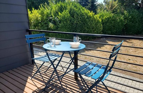 Fairmount Park Apartment | Casper King Bed w/Private office & Rooftop Deck