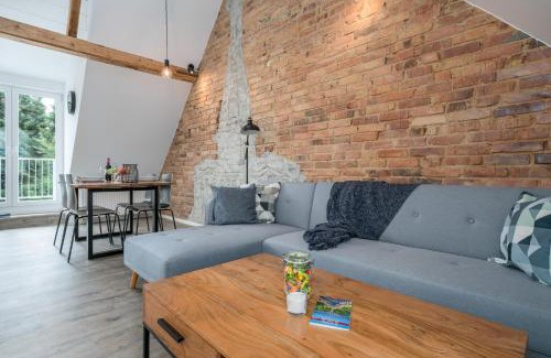 Oberzwehren Apartment | CASSEL LOFTS - Stilvolles Loft im Grünen mit Balkon nahe VW-Werk